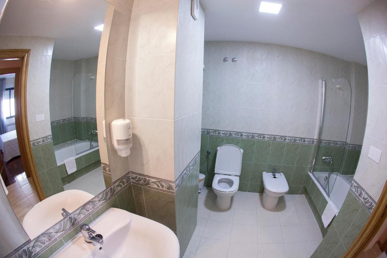 Laros Pios Alojamiento 1 Vilalba Dış mekan fotoğraf